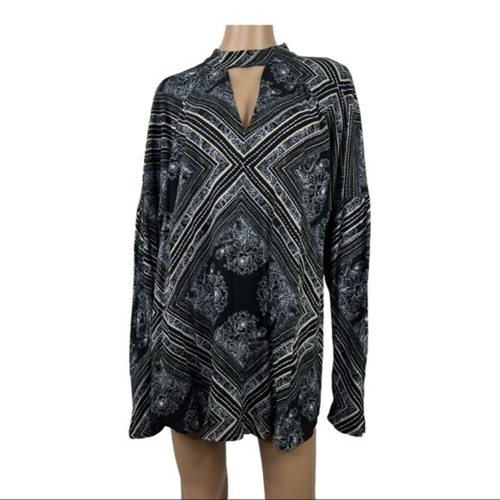 Free People Walking On A Dream Keyhole Tunic Shirt Gray Black Print Boho Top M